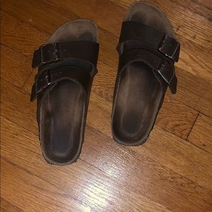 Lightly worn Birkenstock’s